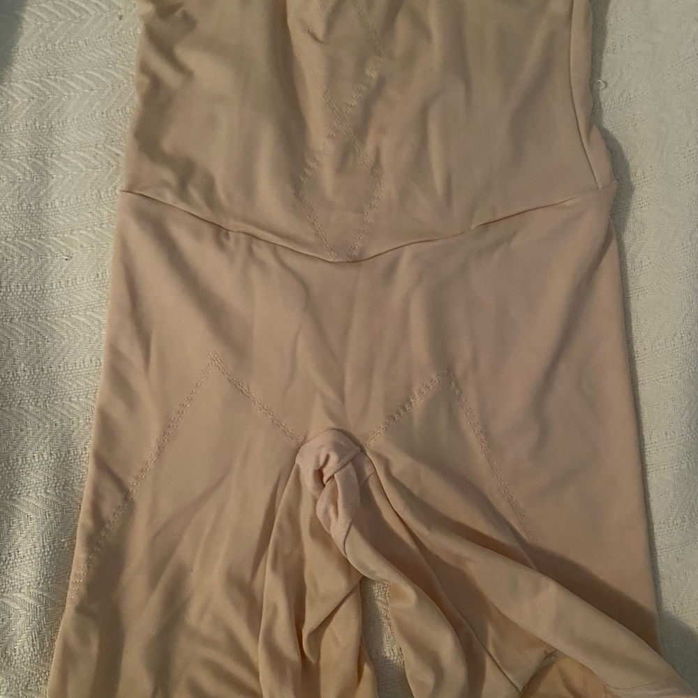 Seamless High-Waist Shaping Bodysuit - Blush